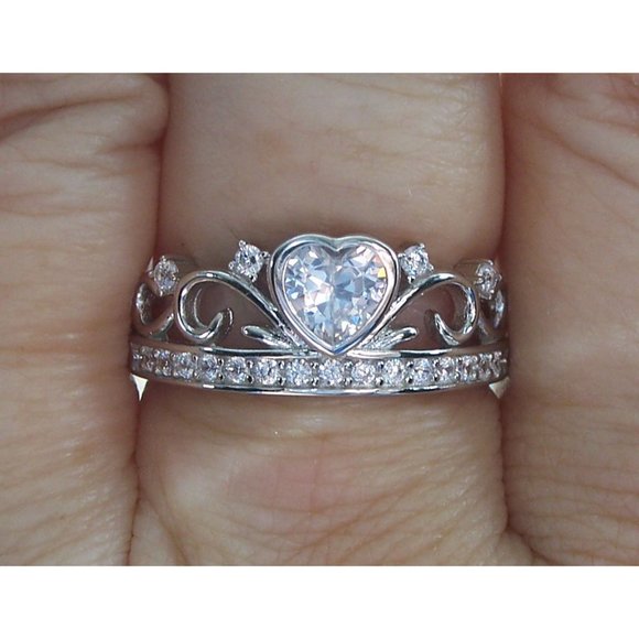 925 STERLING SILVER Heart Crown Tiara Cubic Zirconia Ring - Picture 13 of 16